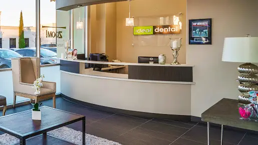 Front entrance of FindMyDentist, North Houston, Houston