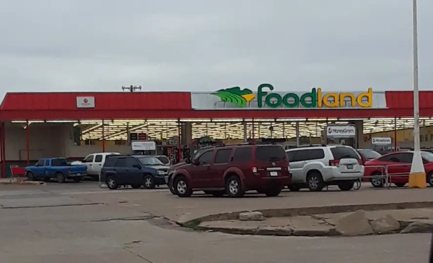 Inside Foodland Markets, Pleasant Grove, Dallas