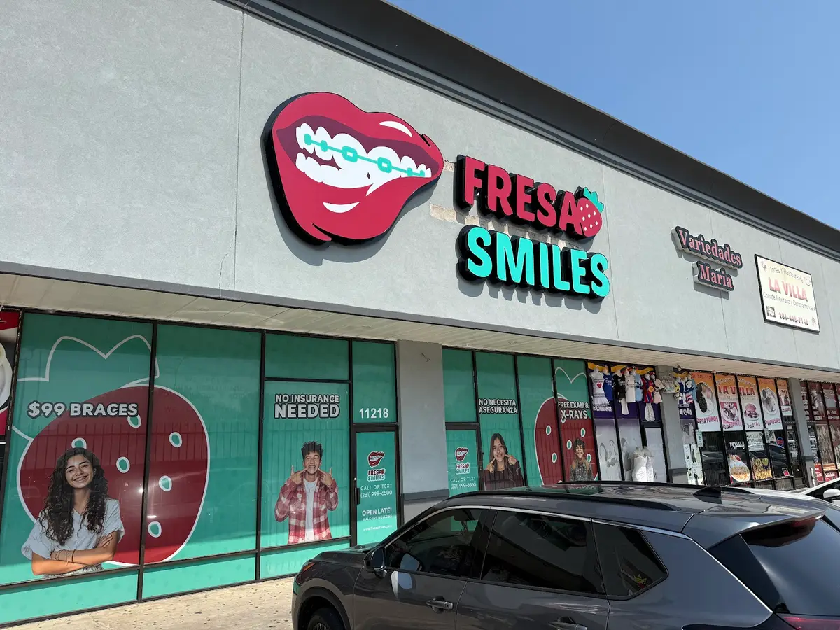Reception at FRESA SMILES - ALDINE, Greenspoint, Houston