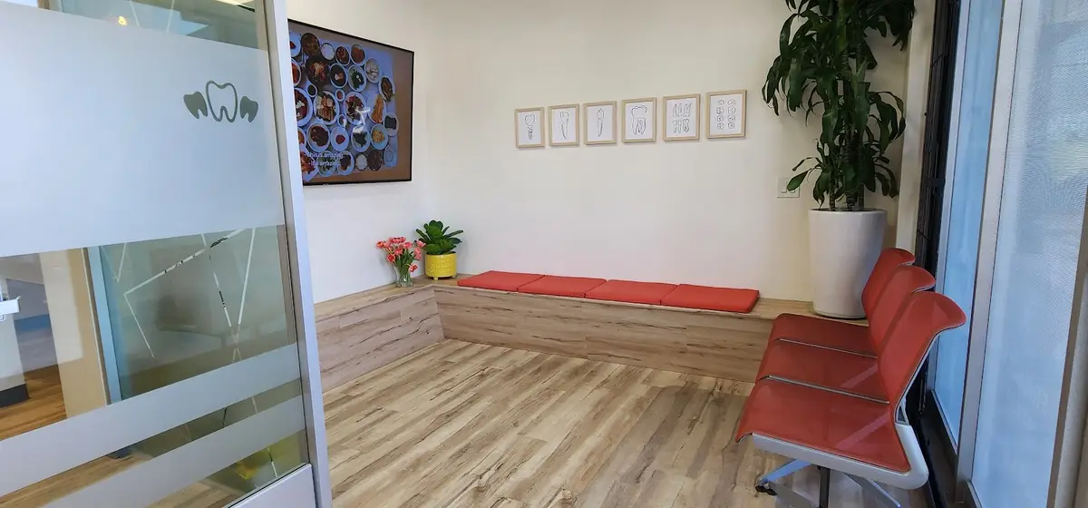 Reception at Gardena Dentistry, Gardena, Gardena