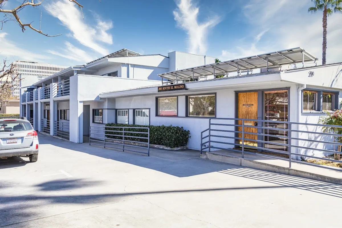 Front entrance of Genesis Dental Esthetics, Pasadena, Pasadena