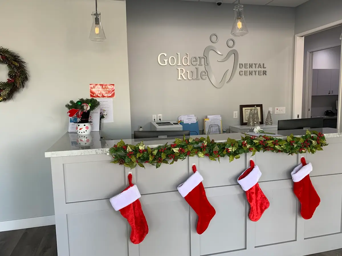Front entrance of Golden Rule Dental Center (seeing patients of Dr. Ray Mangigian), Lakewood, Lakewood