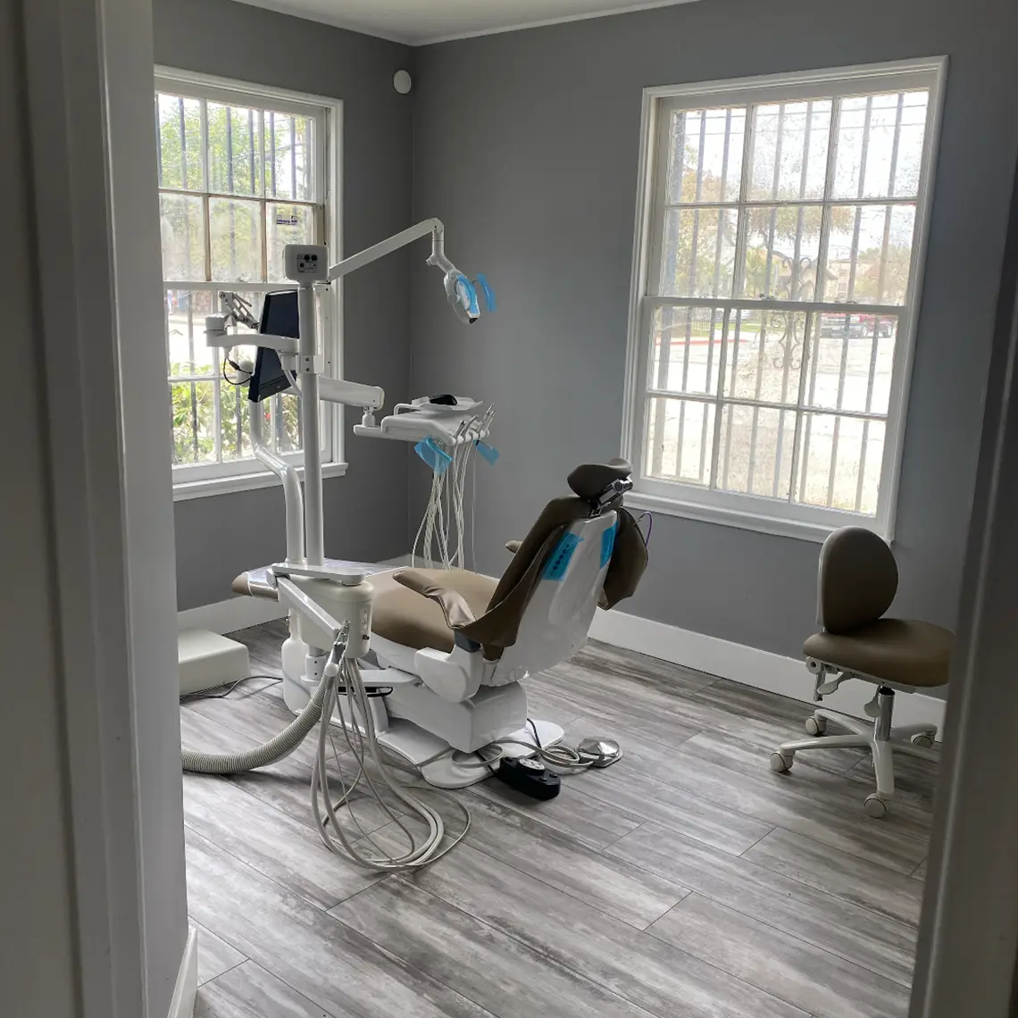 Front entrance of Huntington Park Dental Care, Huntington Park, Huntington Park