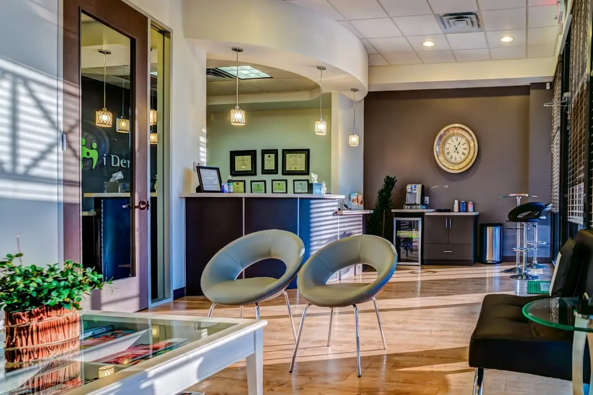Front entrance of i Dental - Jenny Lee, D.D.S., Energy Corridor, Houston