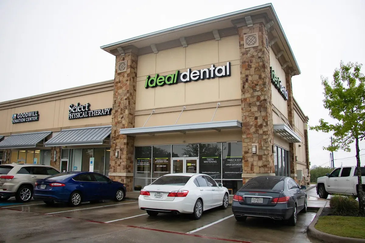 Waiting area at Ideal Dental Stone Park, Northeast Houston, Houston
