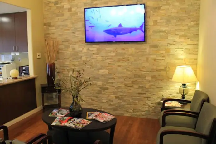 Waiting area at Izadi & Szeto Endodontics, APDC, Lake Forest, Lake Forest