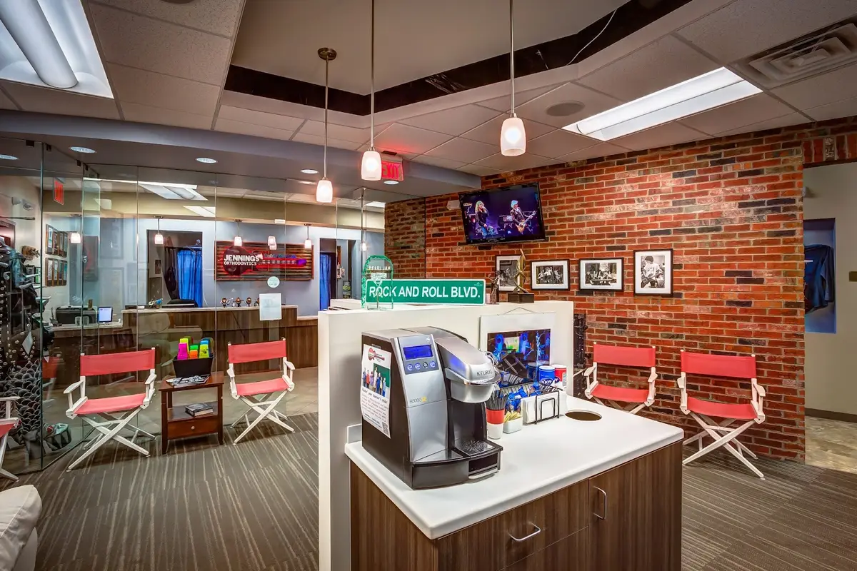Reception at Jennings Orthodontics, Memorial, Houston