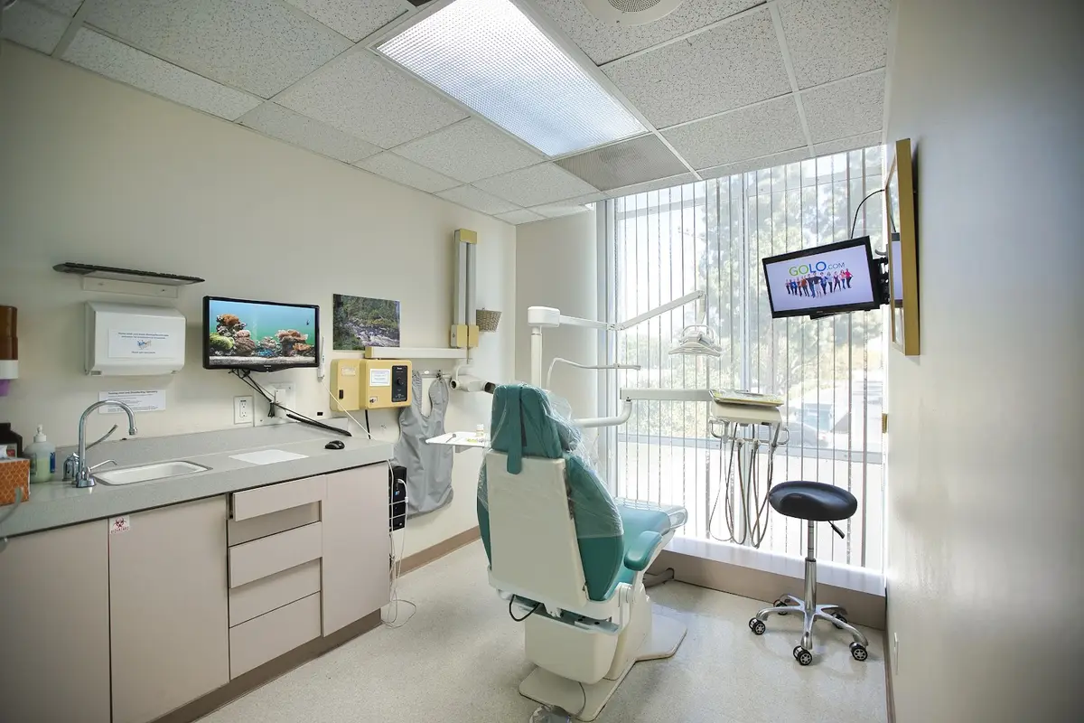 Front entrance of Karimi Dental - Dentist Long Beach, CA, Long Beach, Long Beach