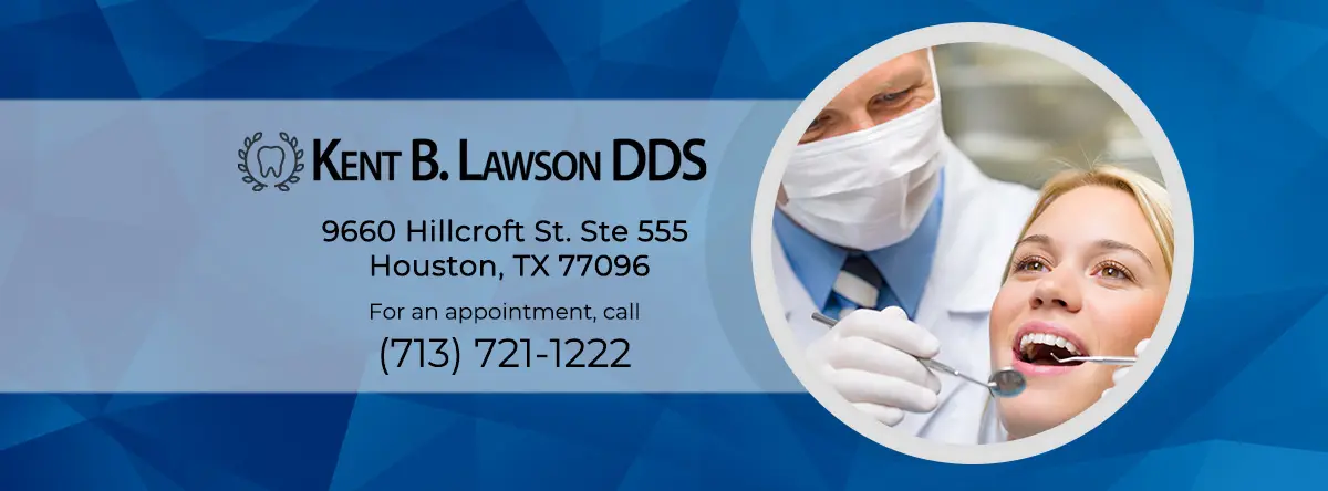 Front entrance of Kent B. Lawson DDS, Meyerland, Houston