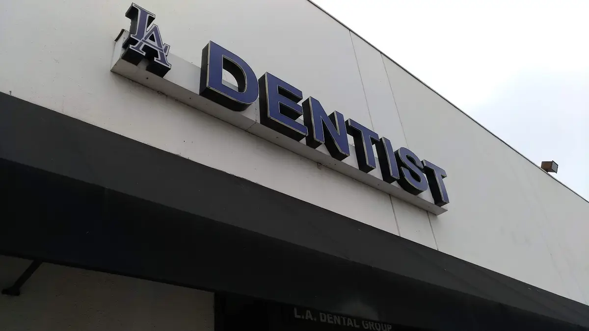 Waiting area at L A Dental Group, Mar Vista, Los Angeles