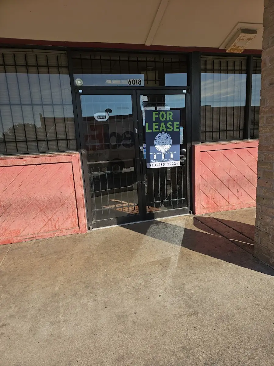 Chairside at La Rosa Dental, Sharpstown, Houston