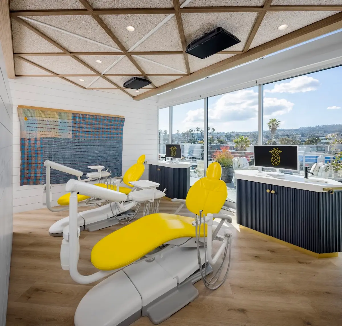 Reception at Local Smile Co.: Andrea Pinnick Gamble, DDS, Redondo Beach, Redondo Beach