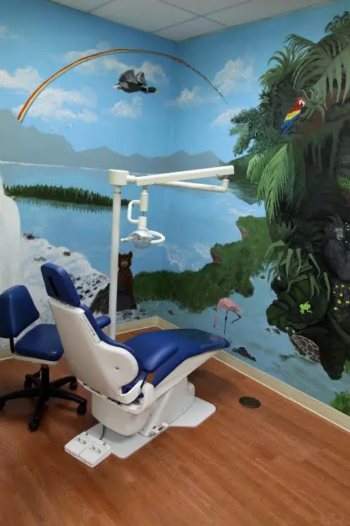Treatment room at Meshia Azad DDS, Lake Forest, Lake Forest