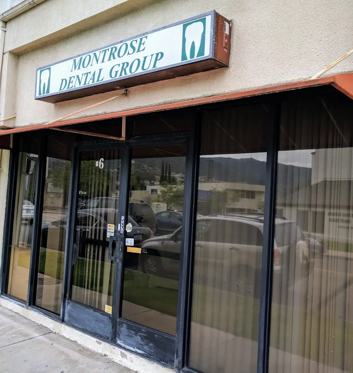 Treatment room at Montrose Dental Group, Glendale, Glendale
