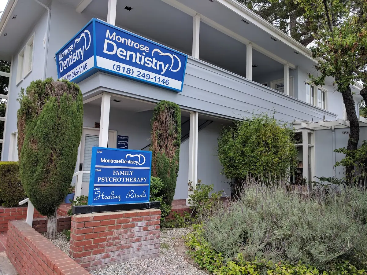 Chairside at Montrose Dentistry, La Crescenta, La Crescenta-Montrose