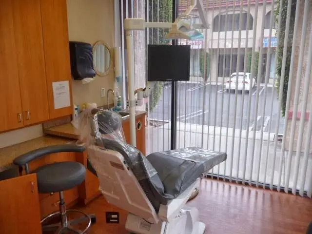 Inside Napeloni Dental, Northridge, Northridge