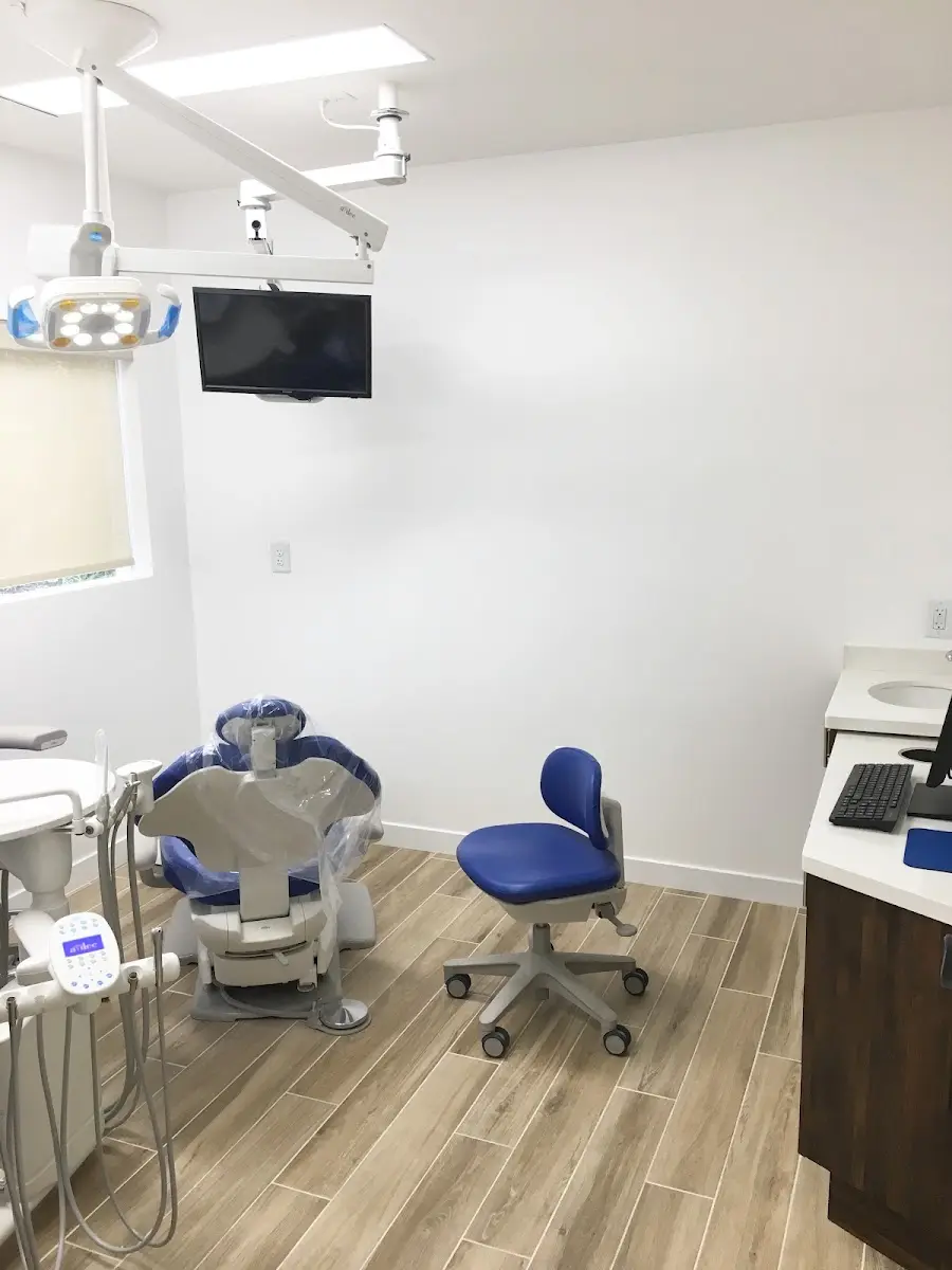 Front entrance of Ocean Smiles Family Dentistry Montebello, Monterey Park, Monterey Park