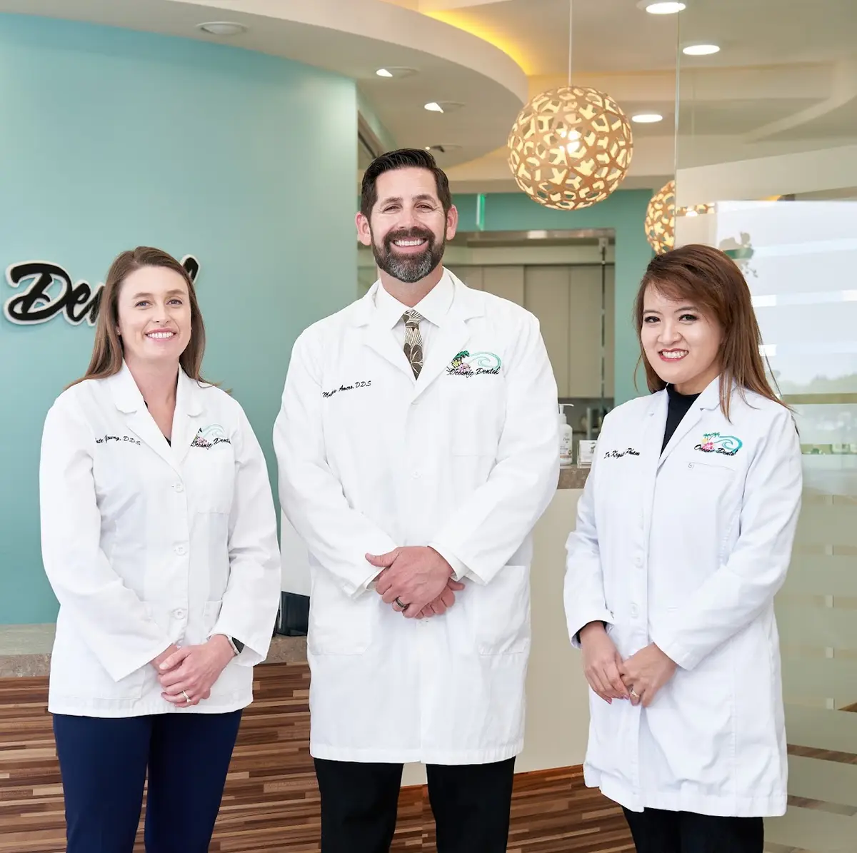 Front entrance of Oceanic Dental, Huntington Beach, Huntington Beach