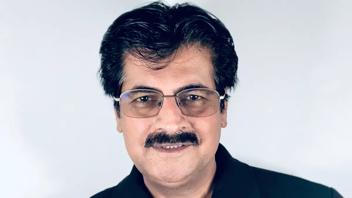 Chairside at Pankaj R. Narkhede, DDS, MDS, Honored Fellow AAID, Lake Forest, Lake Forest