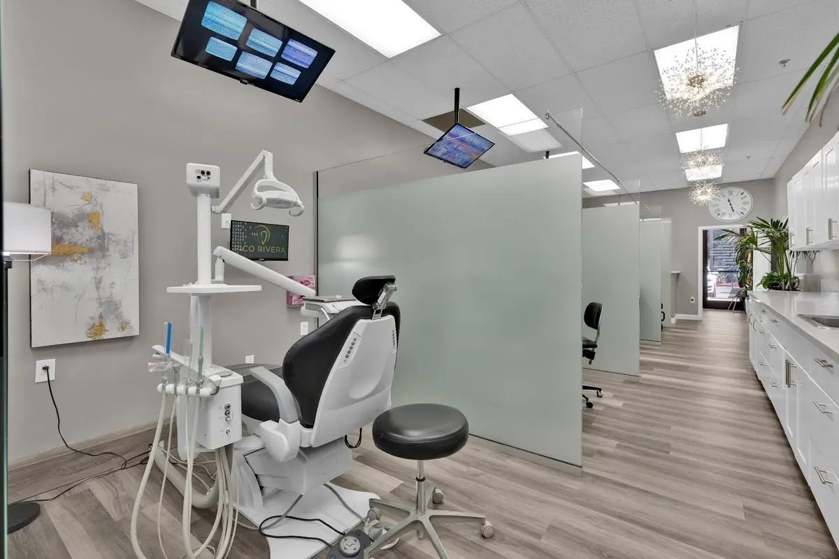 Waiting area at Pico Rivera Dental Smiles - Dr. Shalini Shah, DDS, Pico Rivera, Pico Rivera