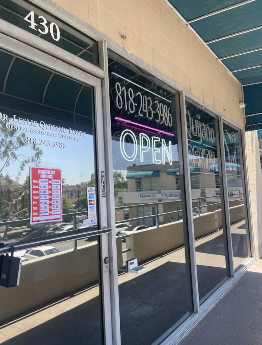 Waiting area at Quijano Dental Group, Inc., Glendale, Glendale
