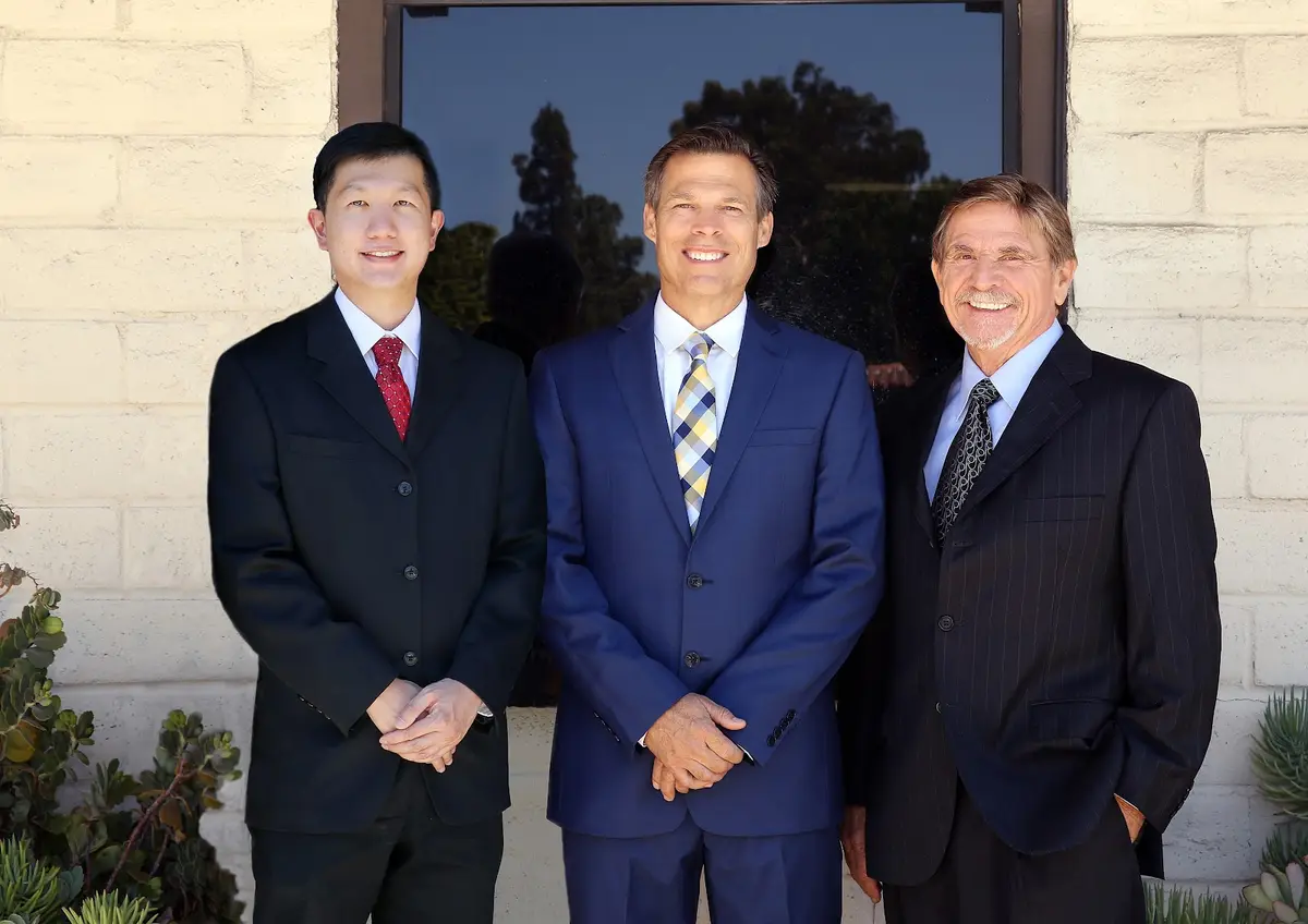 Front entrance of Rolling Hills Dental Group: Dentist - Implant - Invisalign, Palos Verdes Estates, Rolling Hills Estates