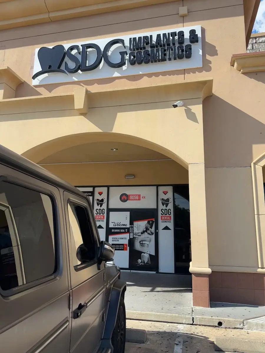 Chairside at SDG Dental Care - Houston, Mid West, Houston