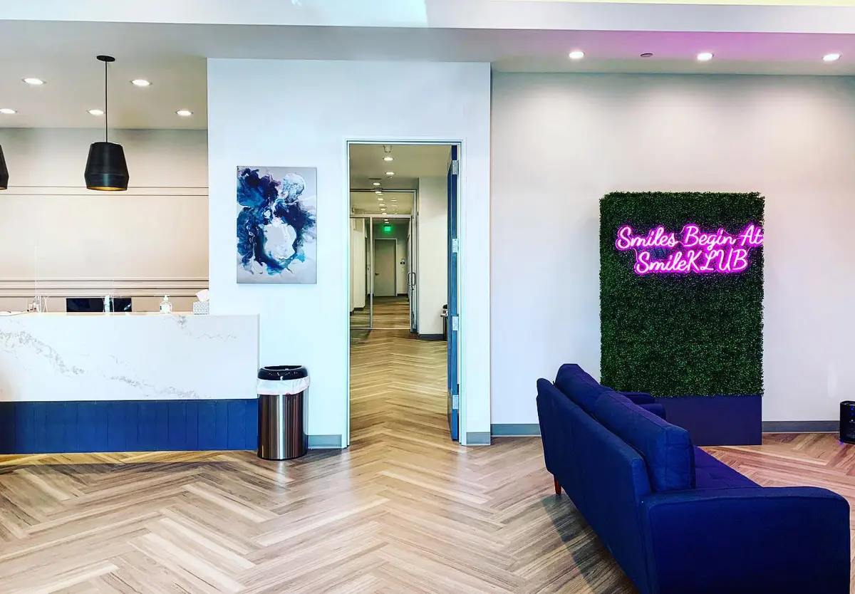 Front entrance of Smile Klub Dental, Lynwood, Lynwood