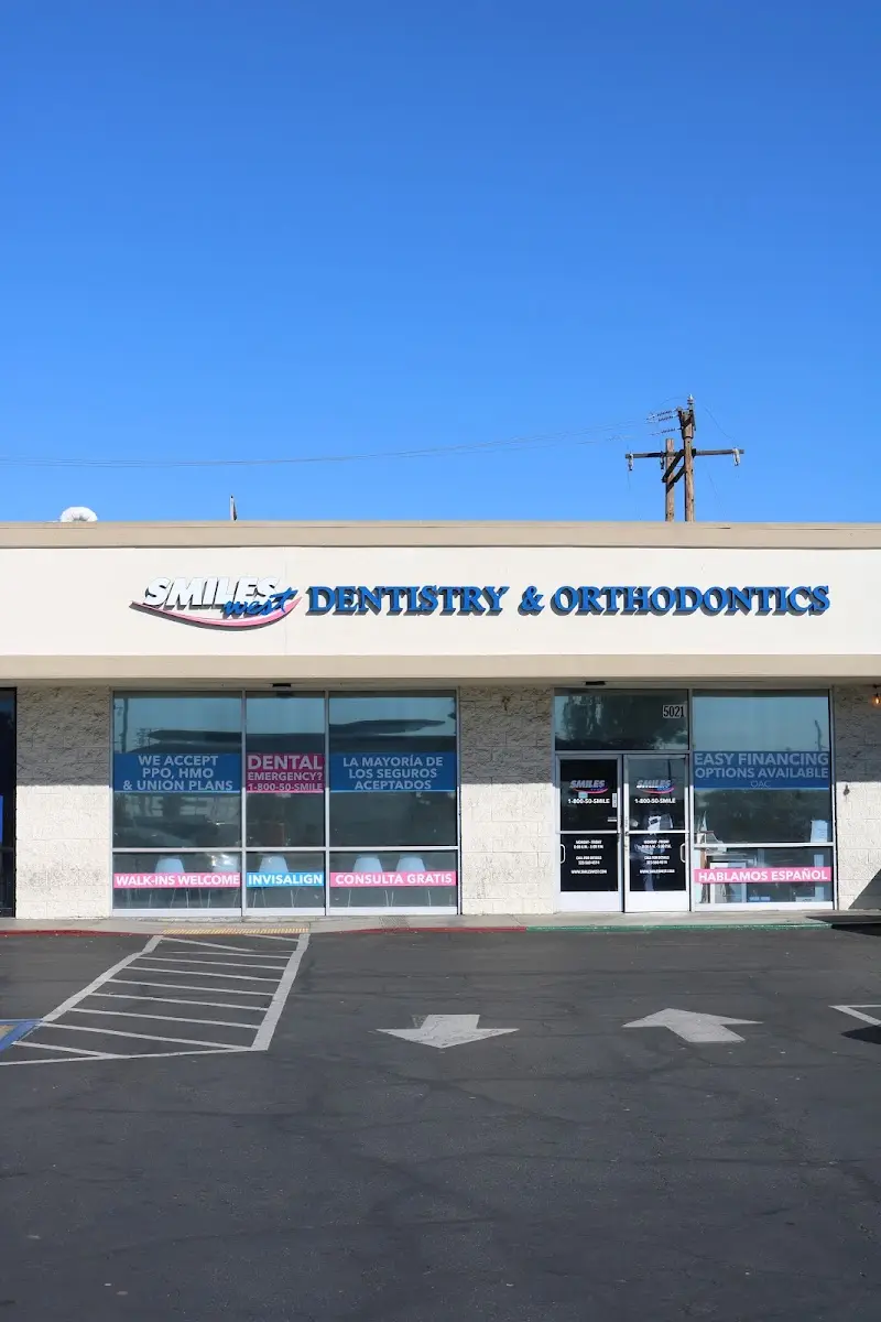 Waiting area at Smiles West Dental & Orthodontics - Bell, Bell Gardens, Bell Gardens