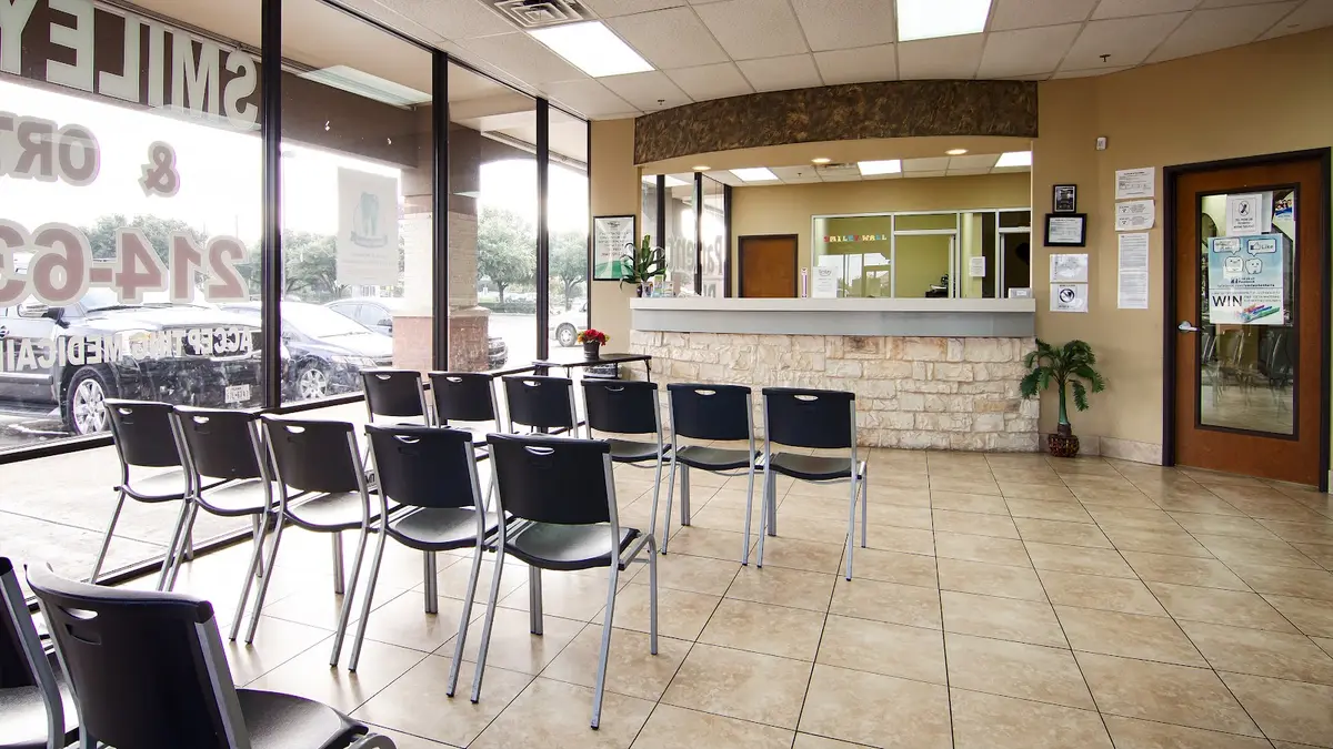 Reception at Smiley Dental & Orthodontics, Love Field, Dallas