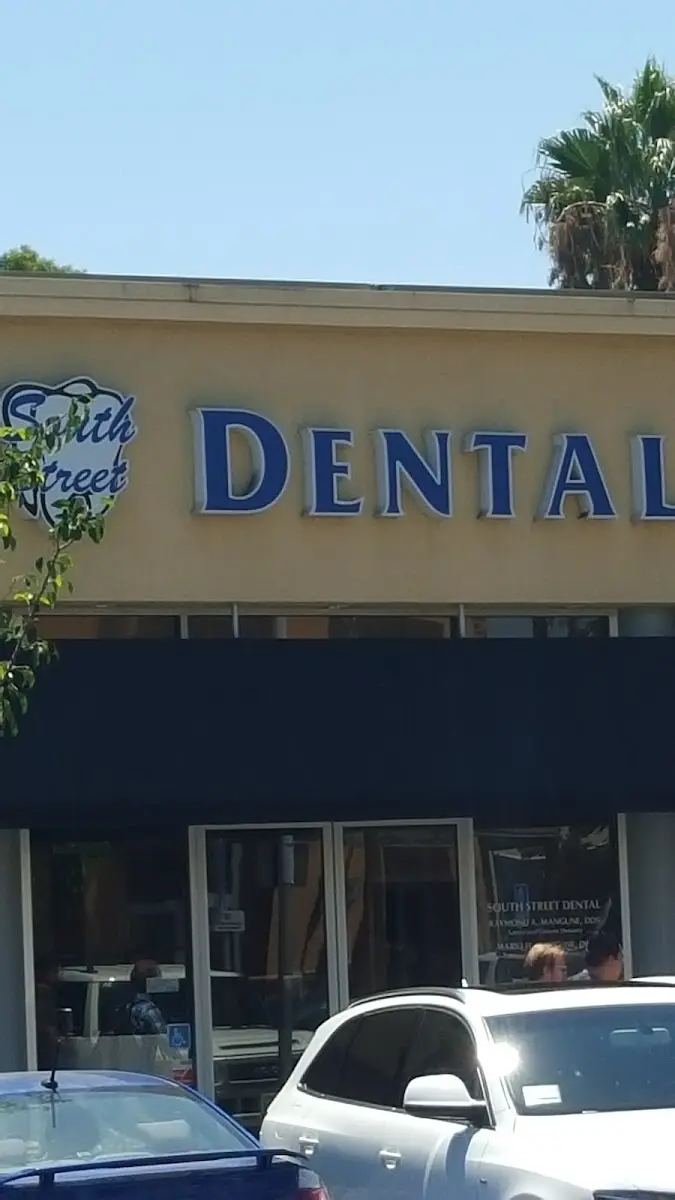 Front entrance of South Street Dental, Cerritos, Cerritos