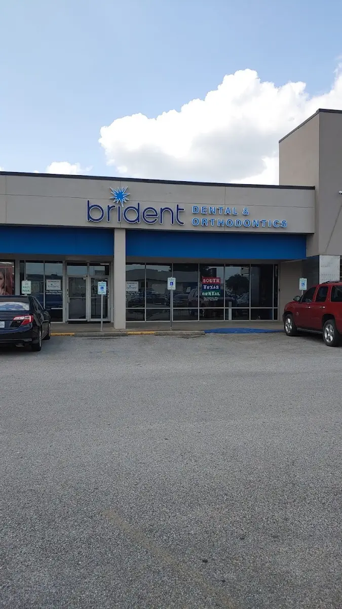 Chairside at South Texas Dental: Hoang-Ho Giang Lam DDS, Northeast Houston, Houston