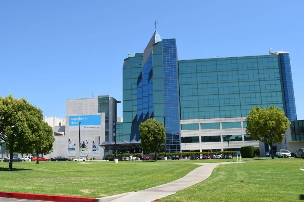 Inside St Francis Medical Center: Kozai Gerald DDS, Lynwood, Lynwood