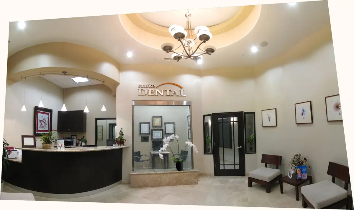 Front entrance of Sunrise Dental, Huntington Beach, Huntington Beach