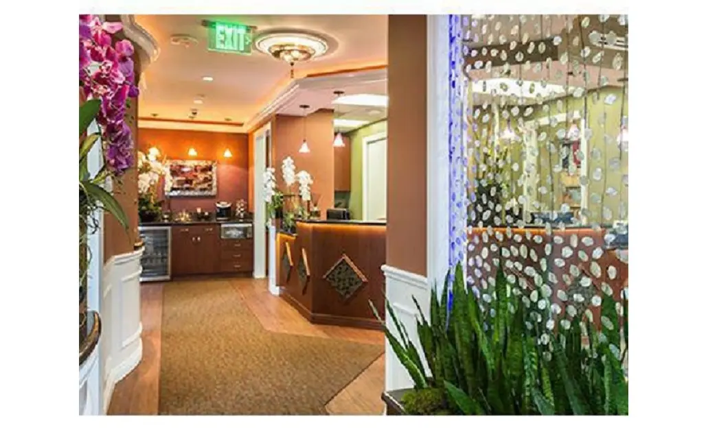 Treatment room at The Beverly Hills Center, Beverly Hills, Los Angeles