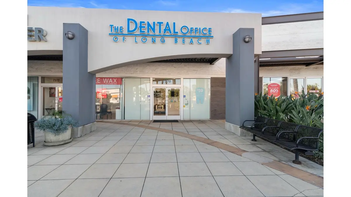 Front entrance of The Dental Office of Long Beach, Long Beach, Long Beach