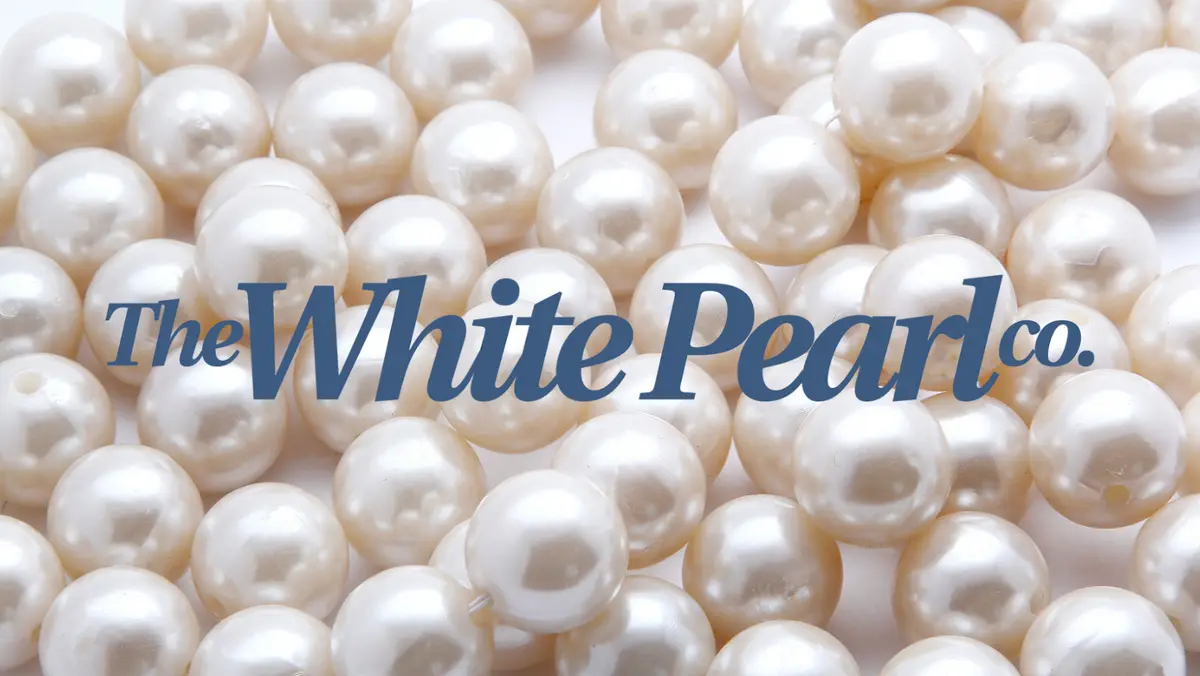 Front entrance of The White Pearl Company, Bishop Arts, Dallas