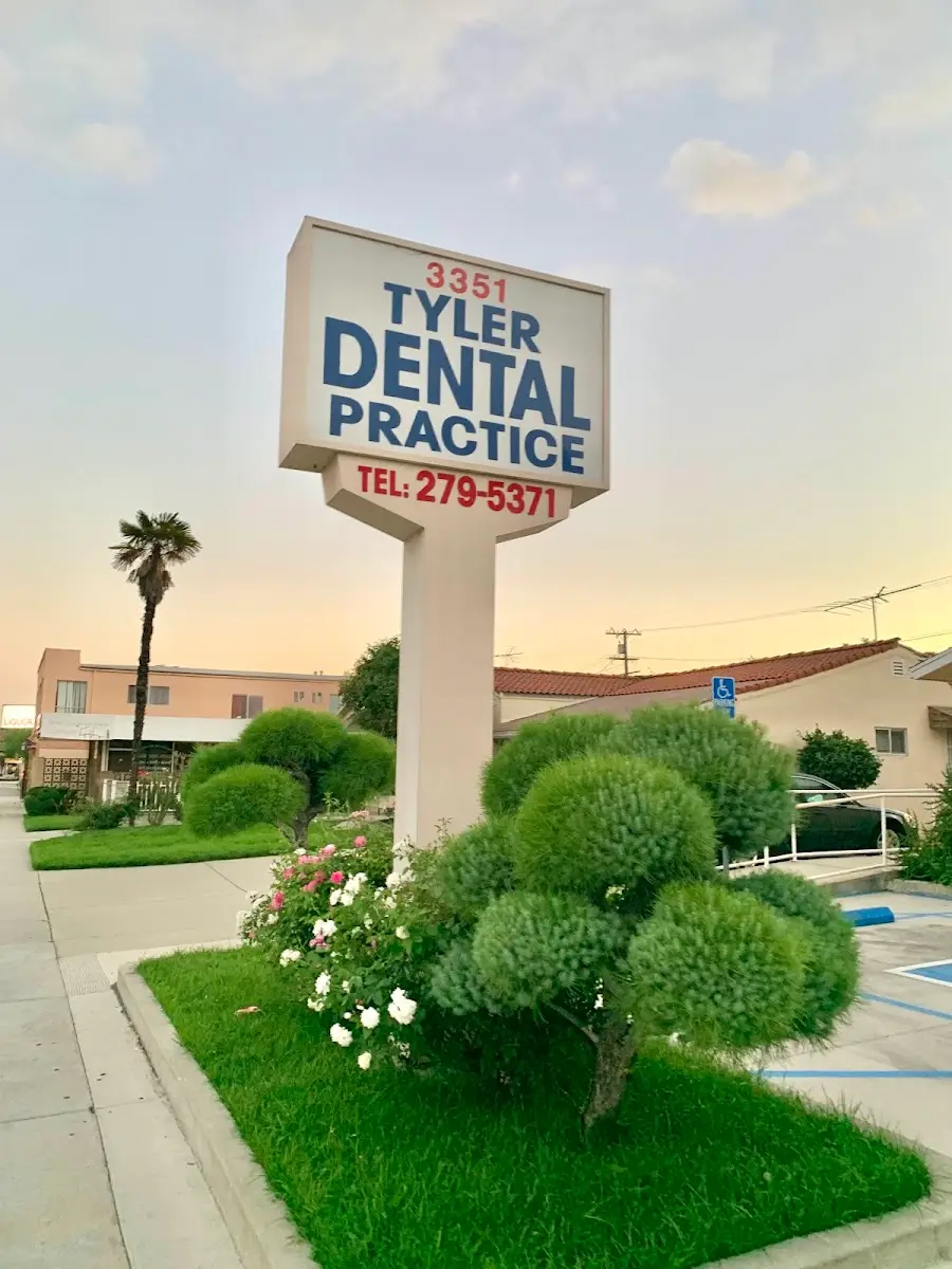 Inside Tyler Dental Practice, El Monte, El Monte