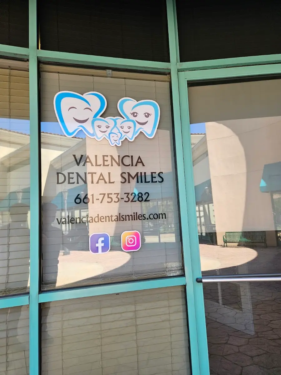 Chairside at VALENCIA DENTAL SMILES, Santa Clarita, Santa Clarita