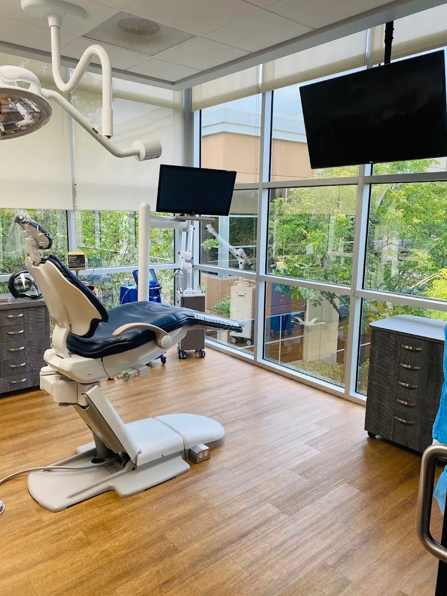 Waiting area at Valencia Periodontics, Santa Clarita, Santa Clarita