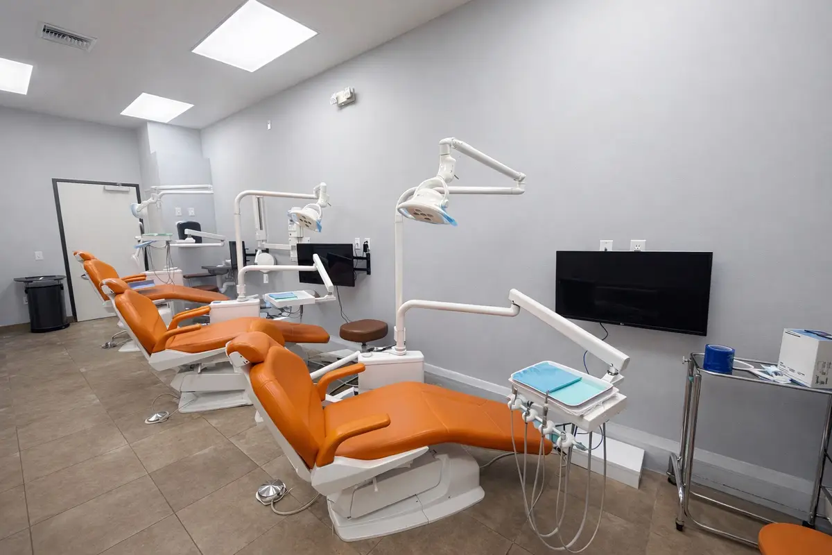 Inside Villa Dental Paramount, Paramount, Paramount