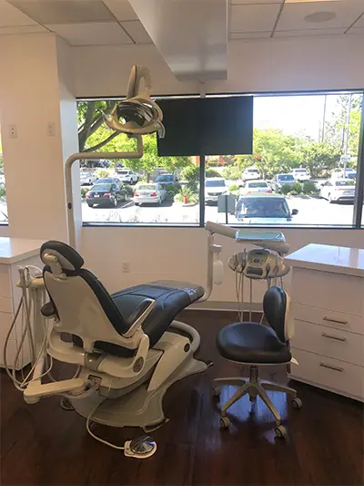 Chairside at Wave Dental - Dr. Karolina Dudek, Dr. Anna Dabrowska, El Segundo, El Segundo