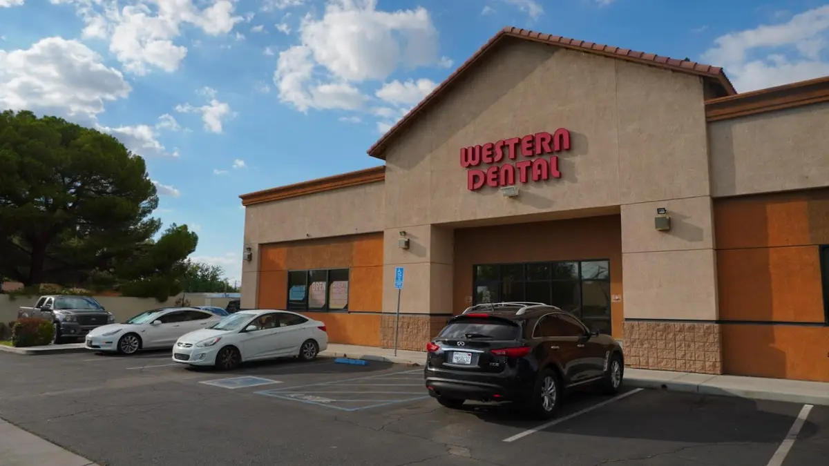 Front entrance of Western Dental & Orthodontics, Lancaster, Lancaster