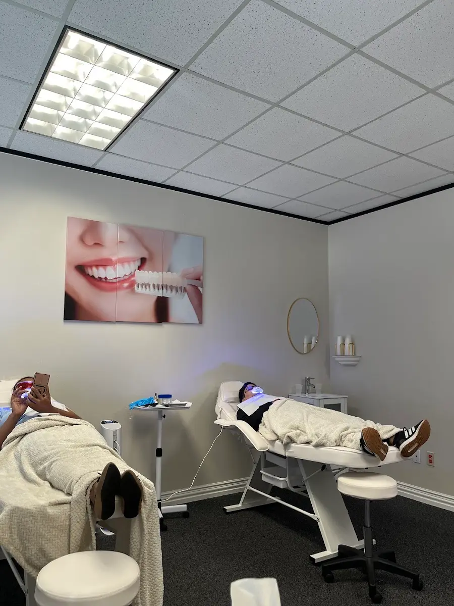 Waiting area at White Smile Clinic, Oak Forest, Houston