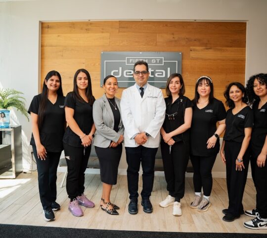 dental clinic Fifth St Dental